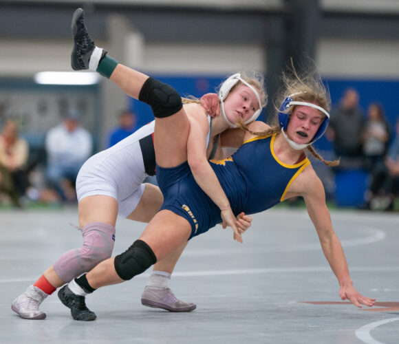 Montgomery's Houseknecht keeps improving after a summer injury